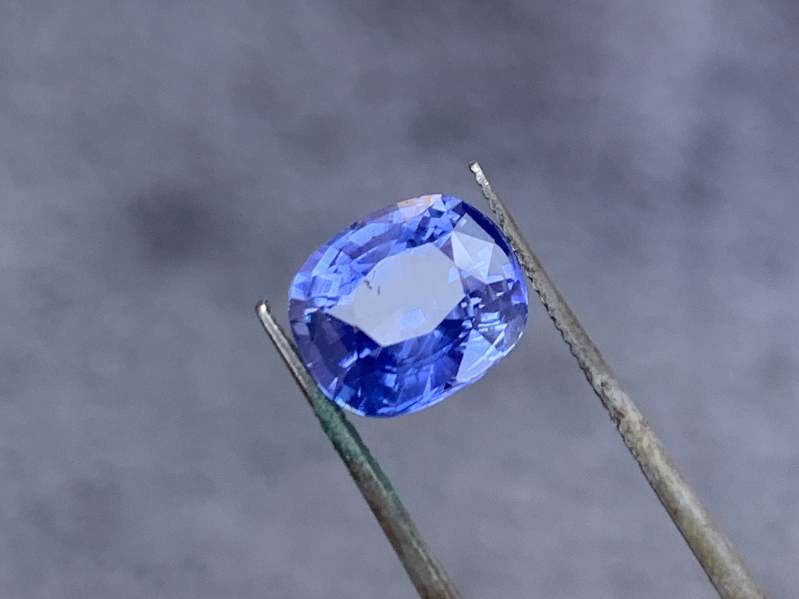 Blue Sapphire for sale in Beruwala