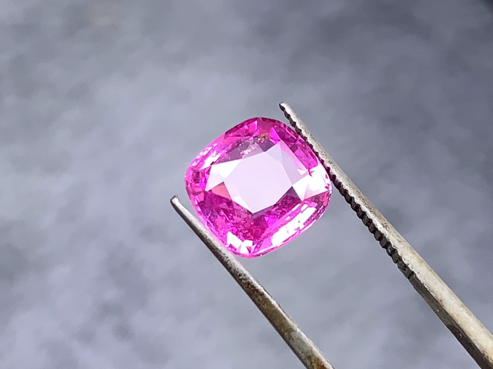 Pink Sapphire for sale in Beruwala